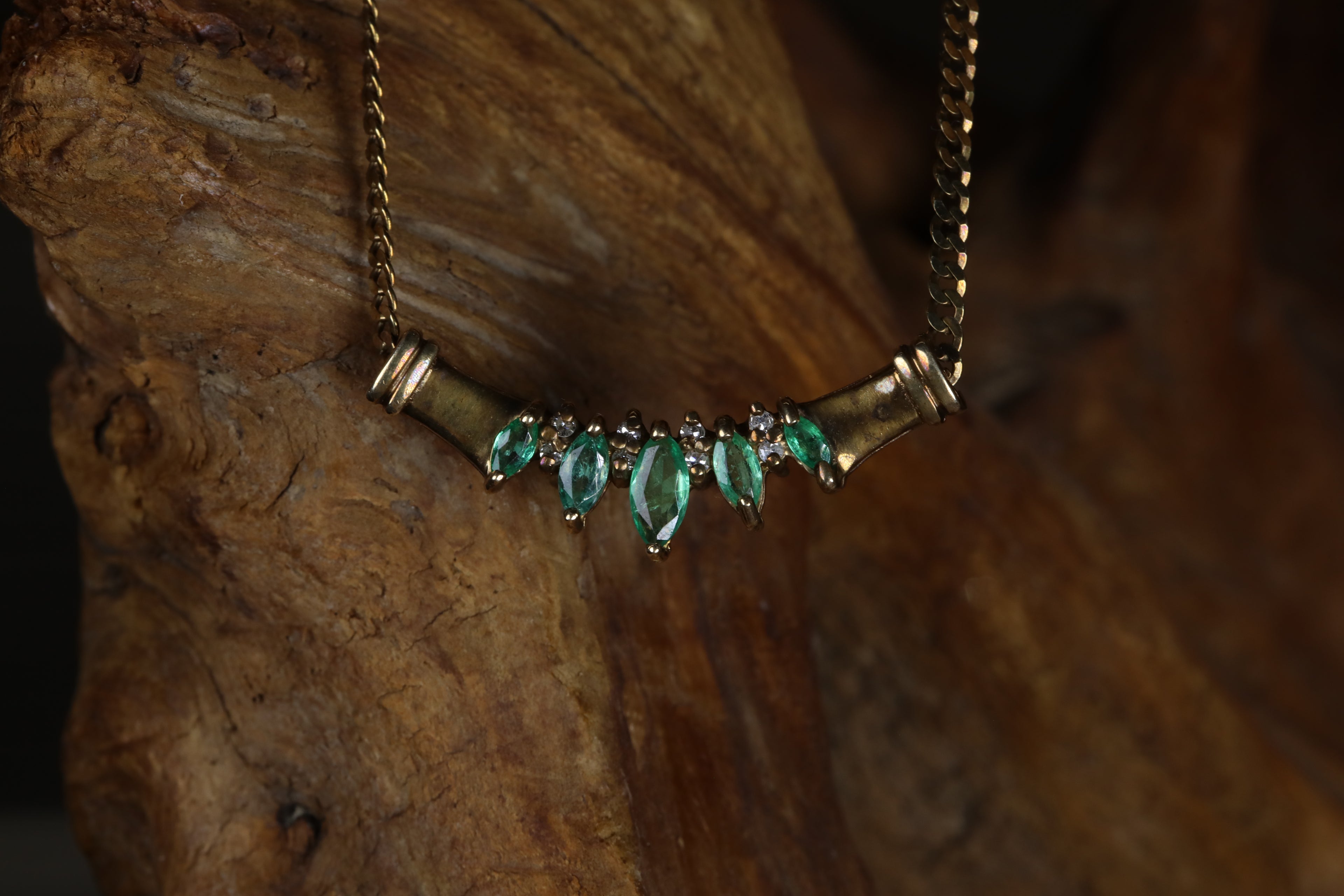 9ct Gold Vintage Emerald & Diamond Necklace
